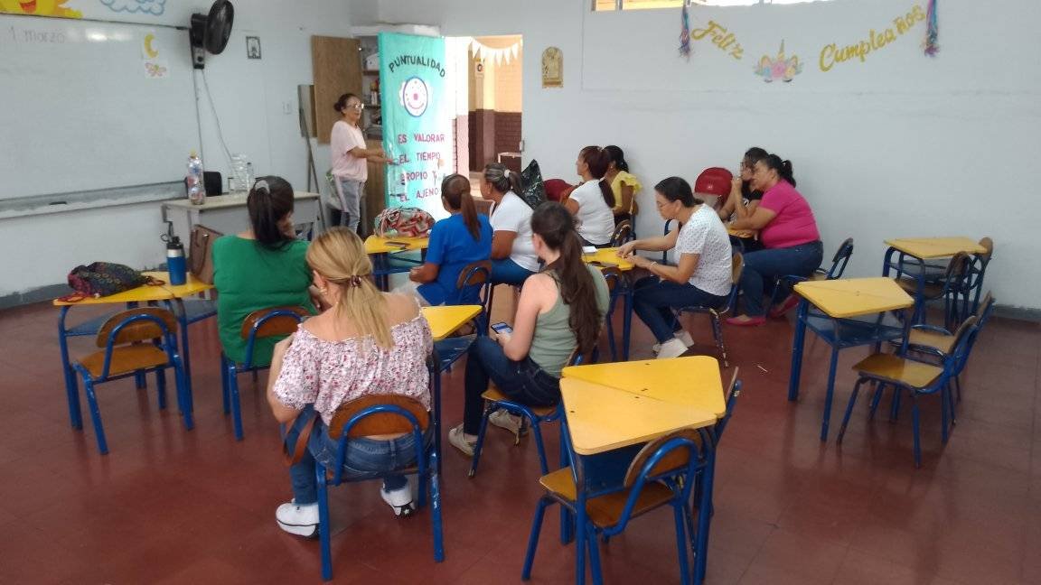 Escuelas <br> de formación